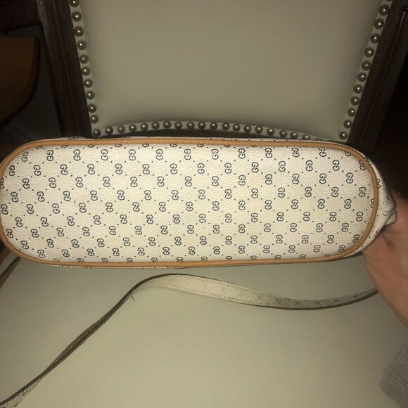 Gucci vintage cross body bag, clean inside - Picture 7 of 14